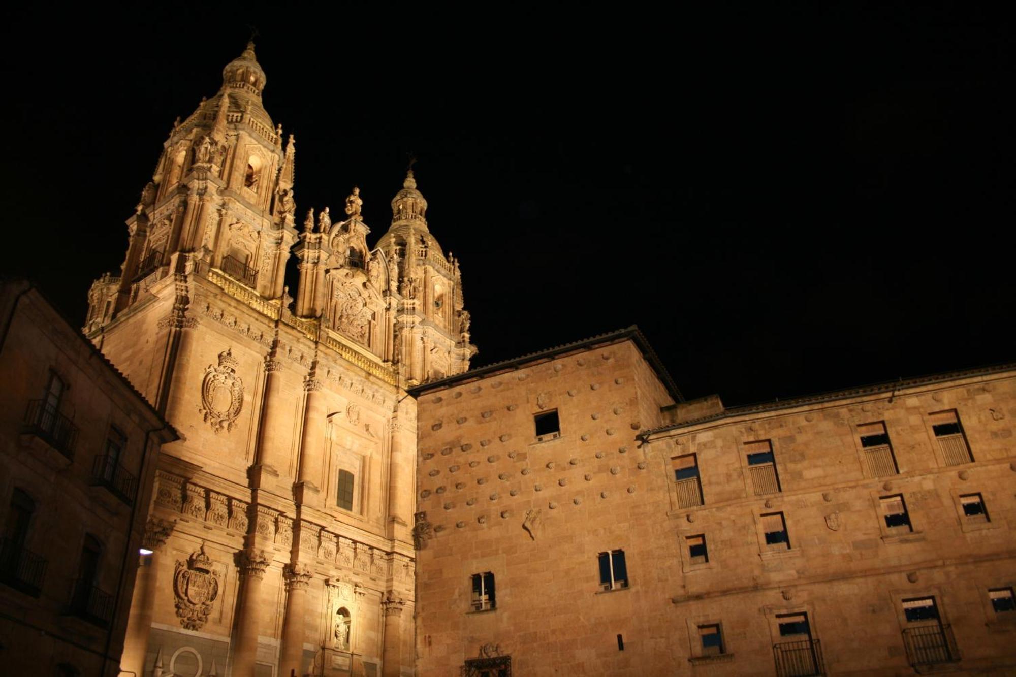 Hotel Hostal Cuzco Salamanka Zewnętrze zdjęcie