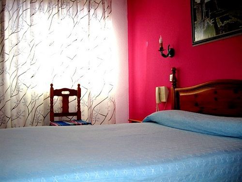 Hotel Hostal Cuzco Salamanka Zewnętrze zdjęcie